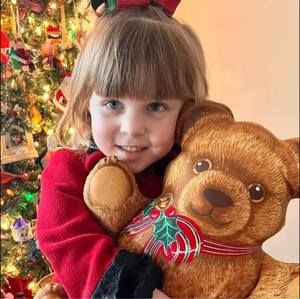 Meet your Posher, Elizabeth